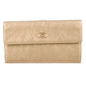 Chanel Long Flap in Gold Metalic Calfskin leather Quilted Wallet ✨